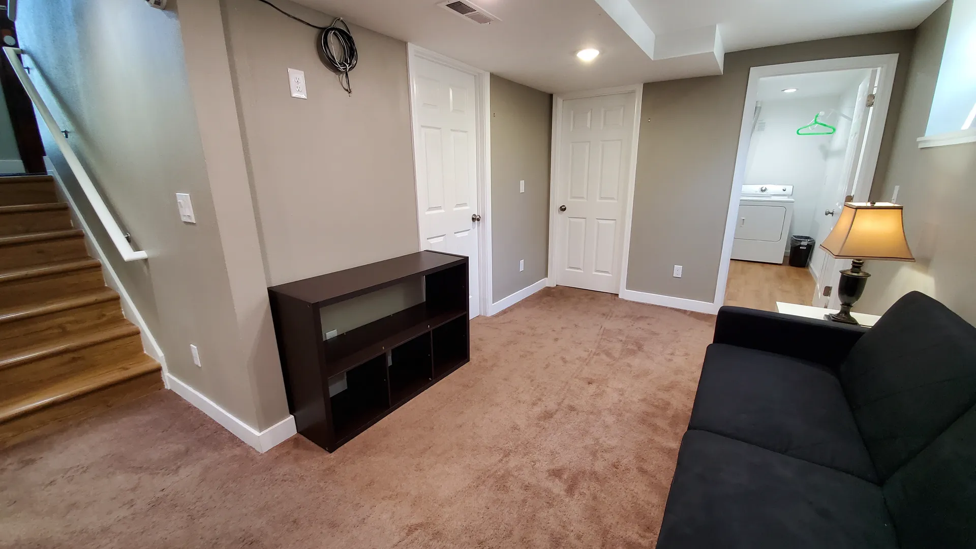 2nd seating area on lower floor