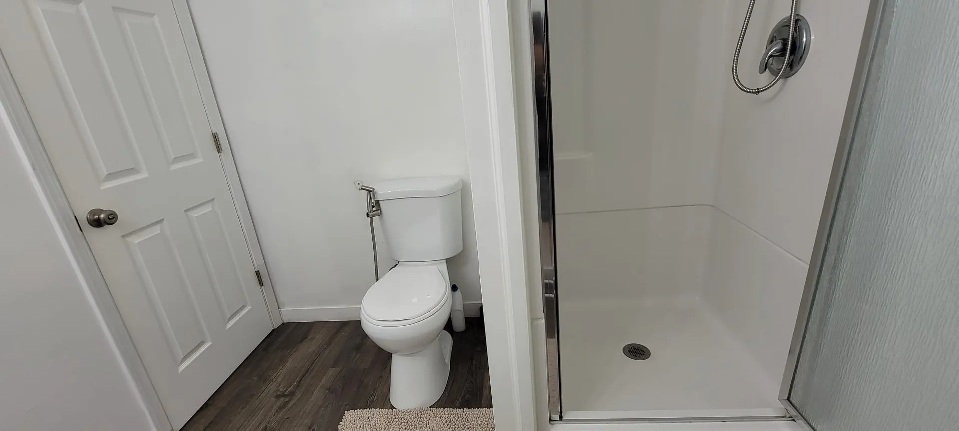 Featured view of Shared Bathroom (Downstairs)