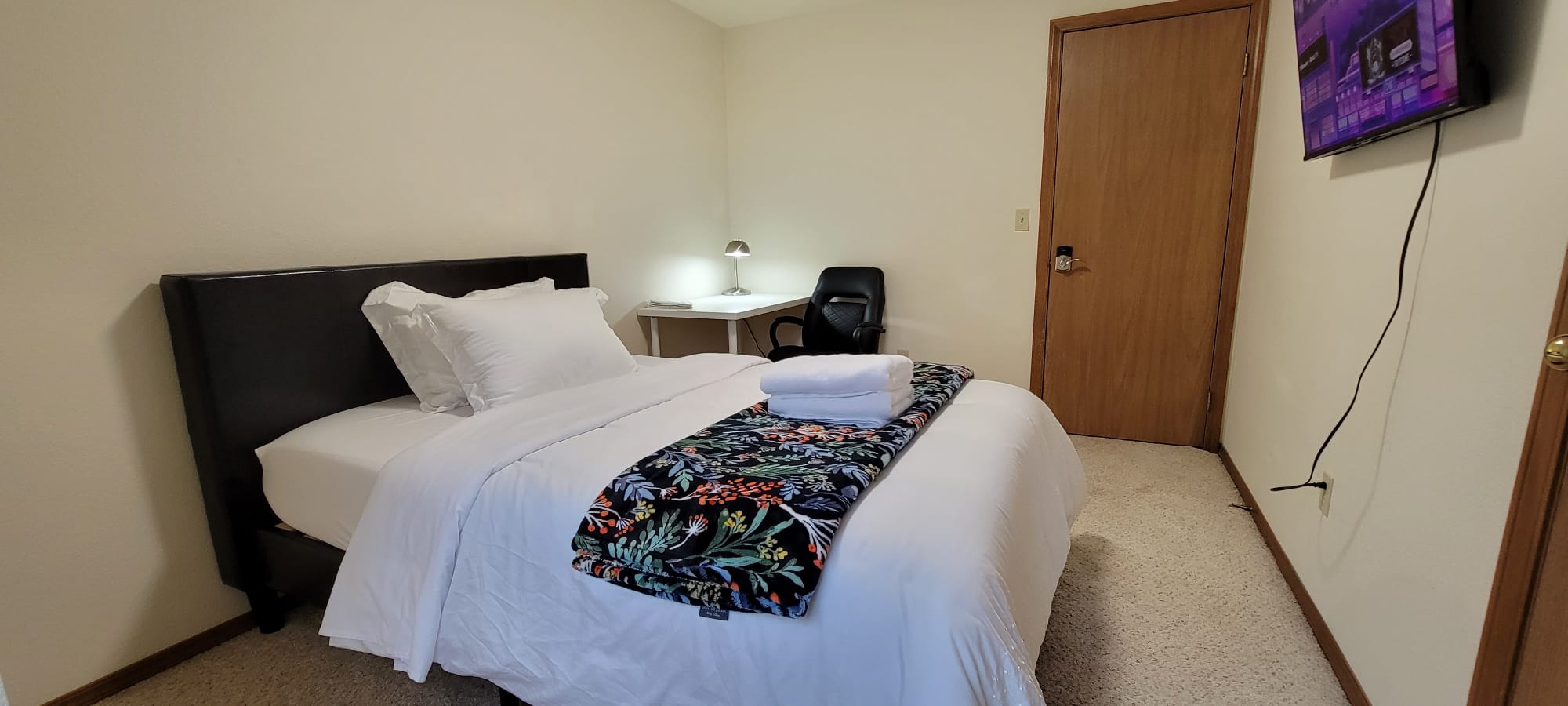 Featured view of Room B
