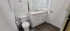 Upper floor bathroom